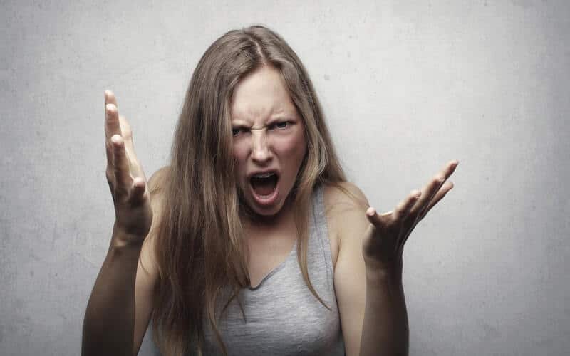 Entrenamiento positivo para reducir la agresividad por estrés 4 pexels andrea piacquadio 3812739 1
